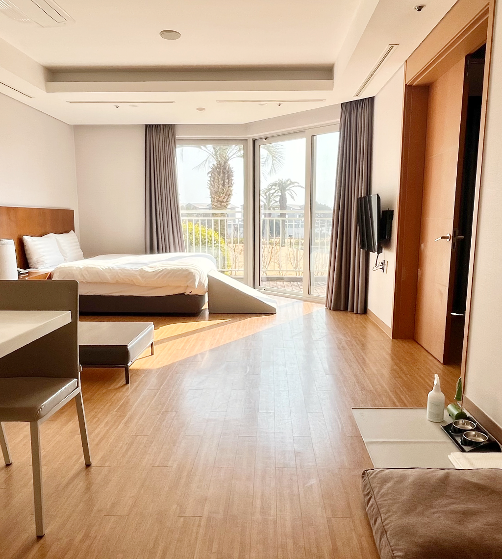 소노캄_제주_스위트-디럭스-Pet-Friendly-스탠다드.png
