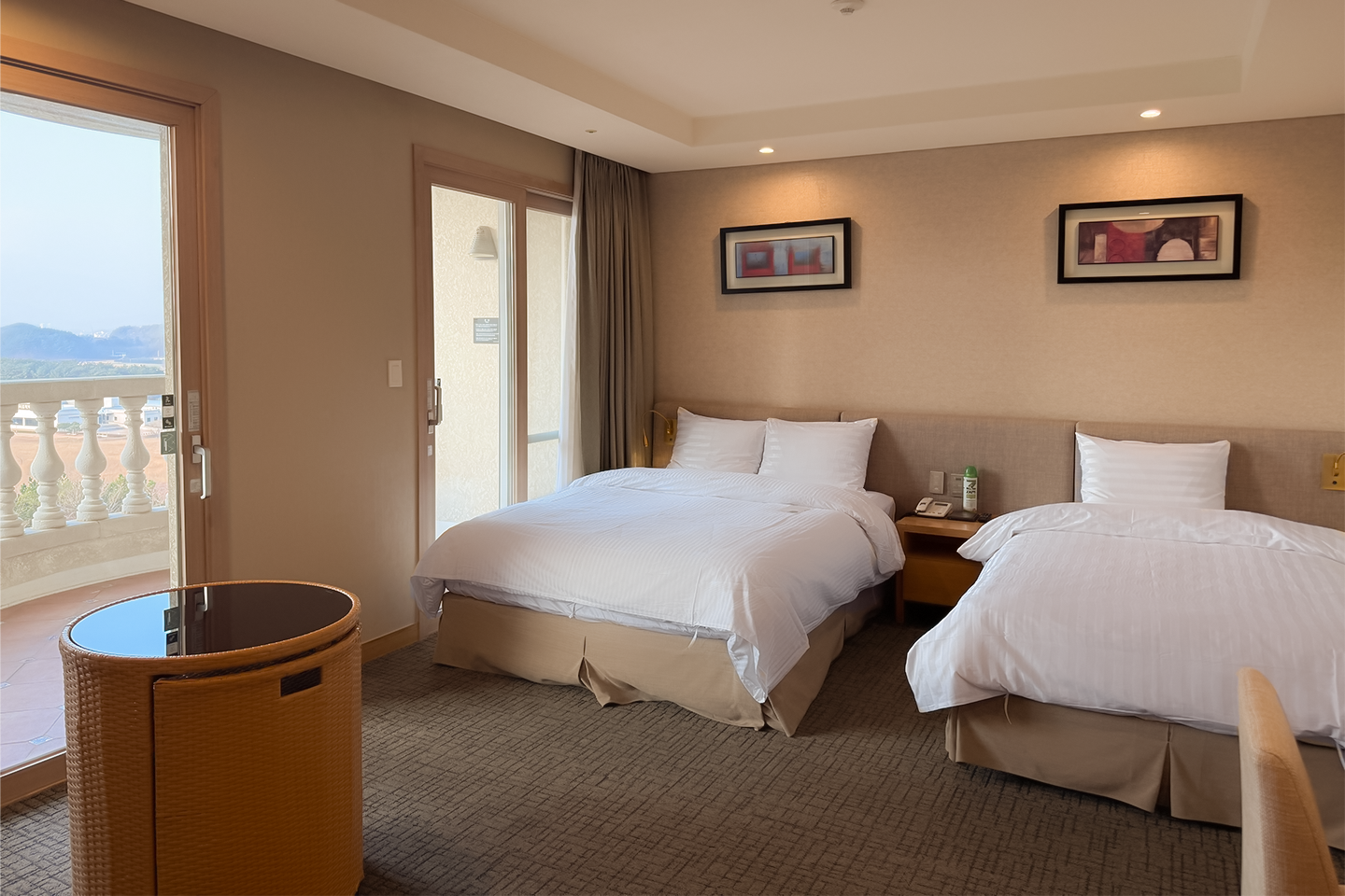 쏠양_슈페리어 스탠다드(카펫)_1440-960.png