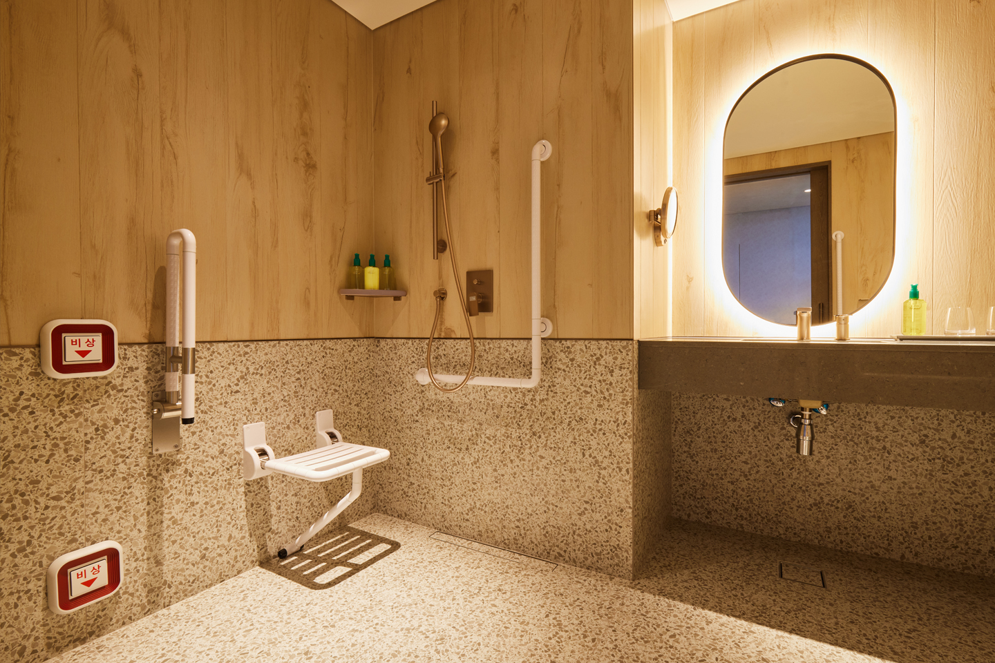 액세서블욕실(1440_960).jpg