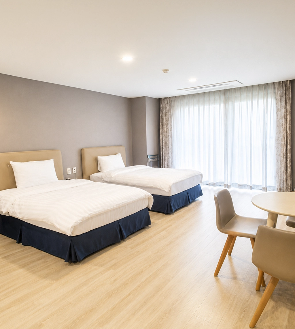 청송_객실_세로.webp