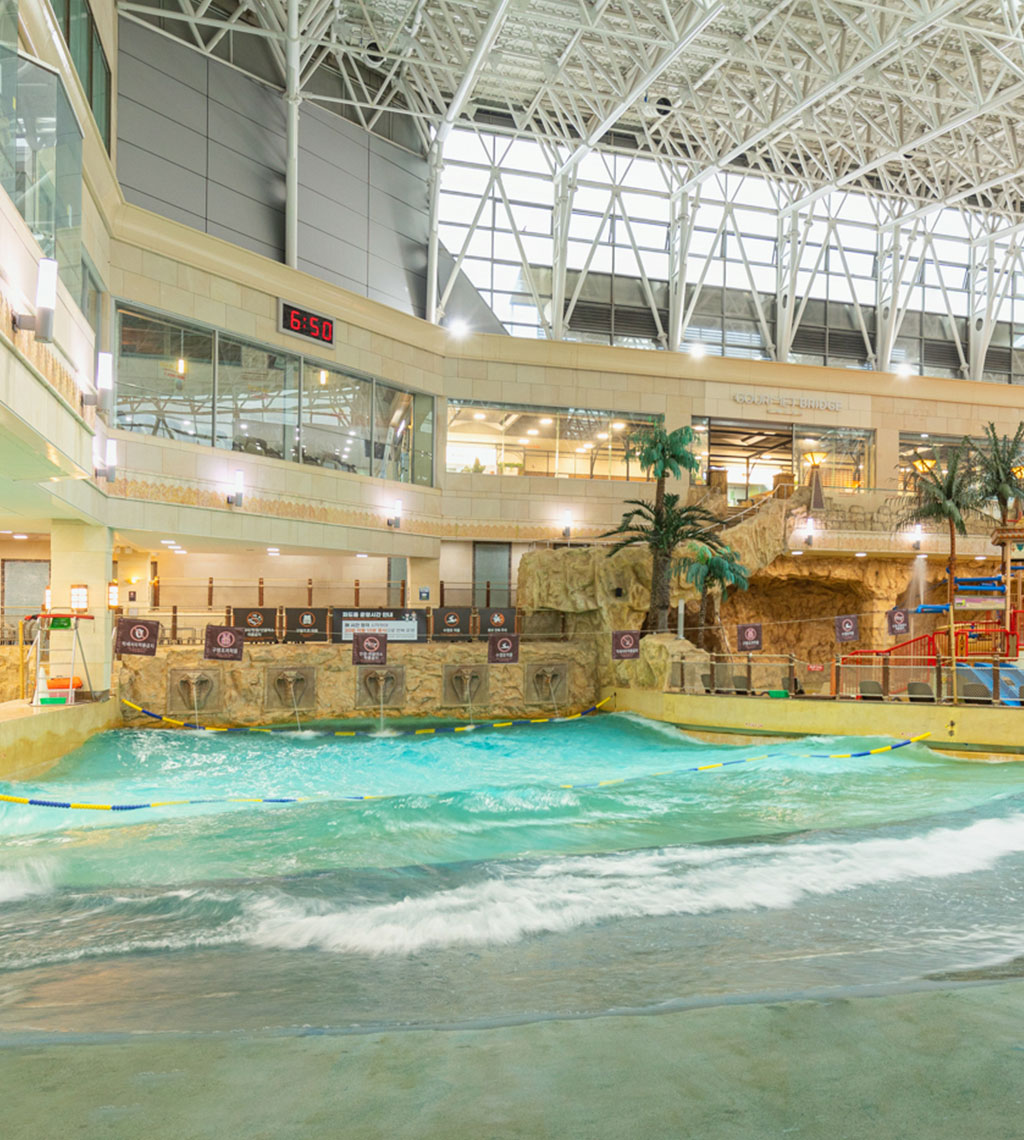 오션월드_실내존_파도풀_01.jpg